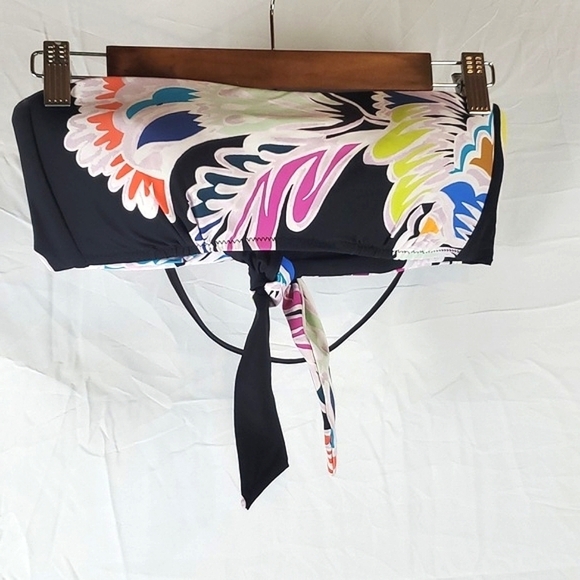 *Set* Trina Turk Seychelles Floral Bandeau Top High-Waisted Bottom Bikini Set - Picture 8 of 14